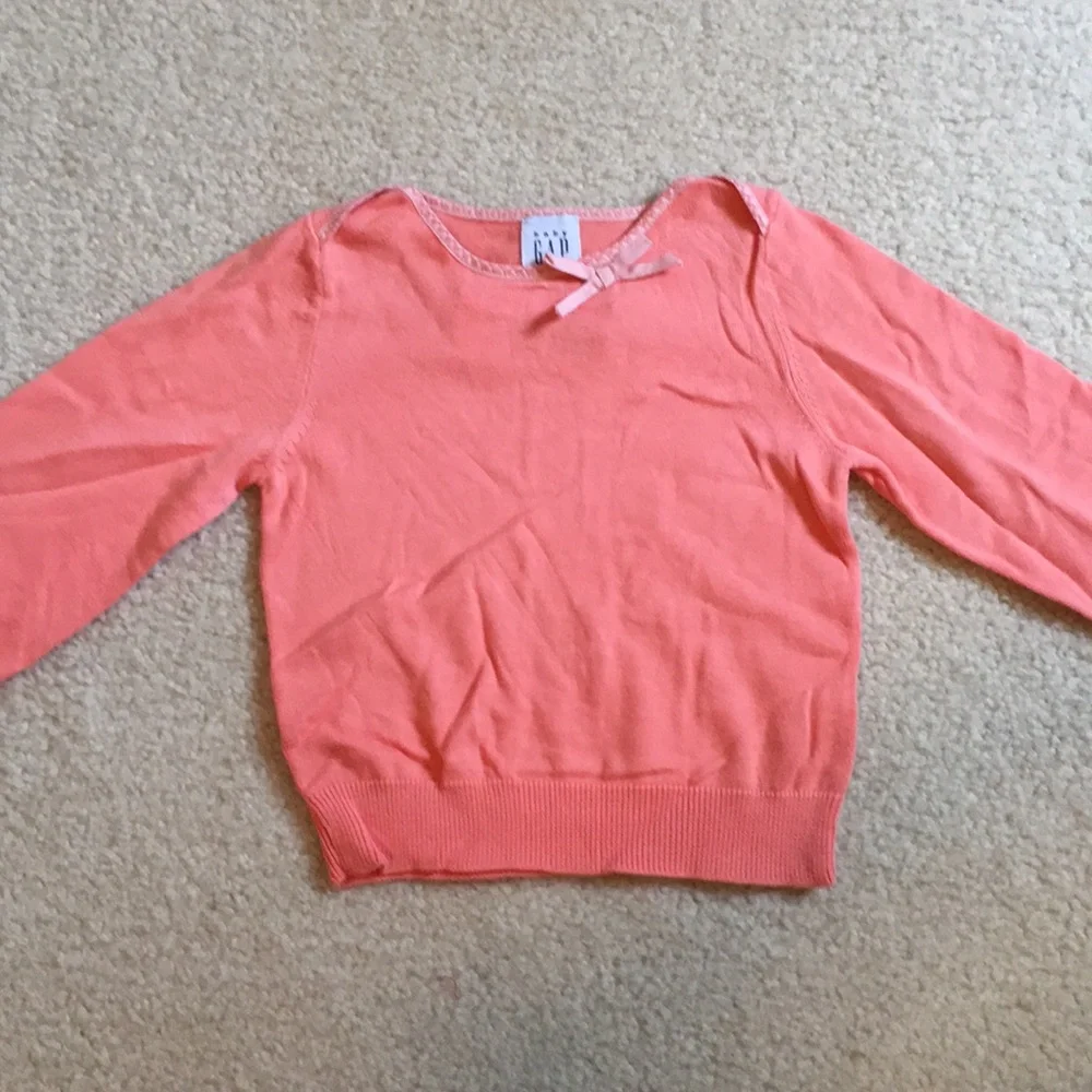 NWT baby Gap capri, T-shirt and sweater outfit